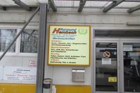 Schild mit LED-Hintergrundbeleuchtung - Hambach